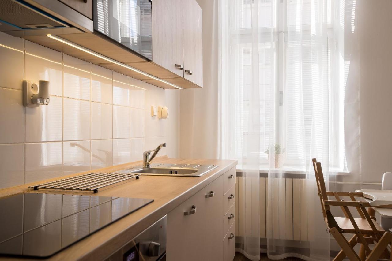 Family Apartment Ostrava Bagian luar foto