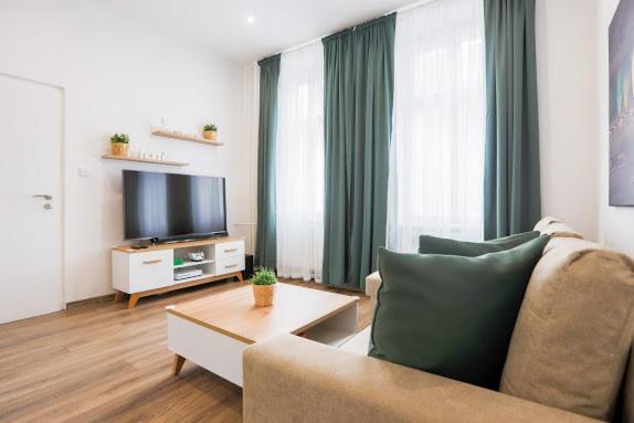 Family Apartment Ostrava Bagian luar foto
